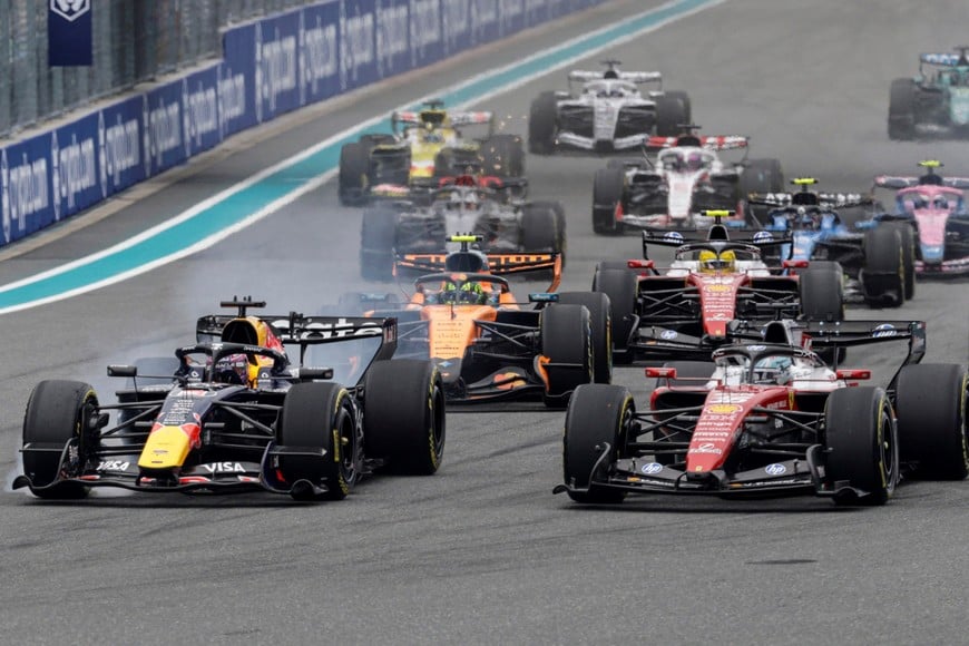 Formula One F1 - Miami Grand Prix - Miami International Autodrome, Miami, Florida, United States - May 3, 2026
Red Bull's Max Verstappen in action with Ferrari's Charles Leclerc at the start of the race REUTERS/Brian Snyder