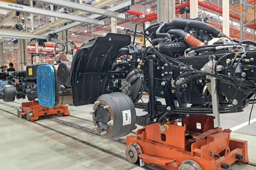 Mercedes-Benz Camiones y Buses  inauguró su nueva planta fabril en la Argentina