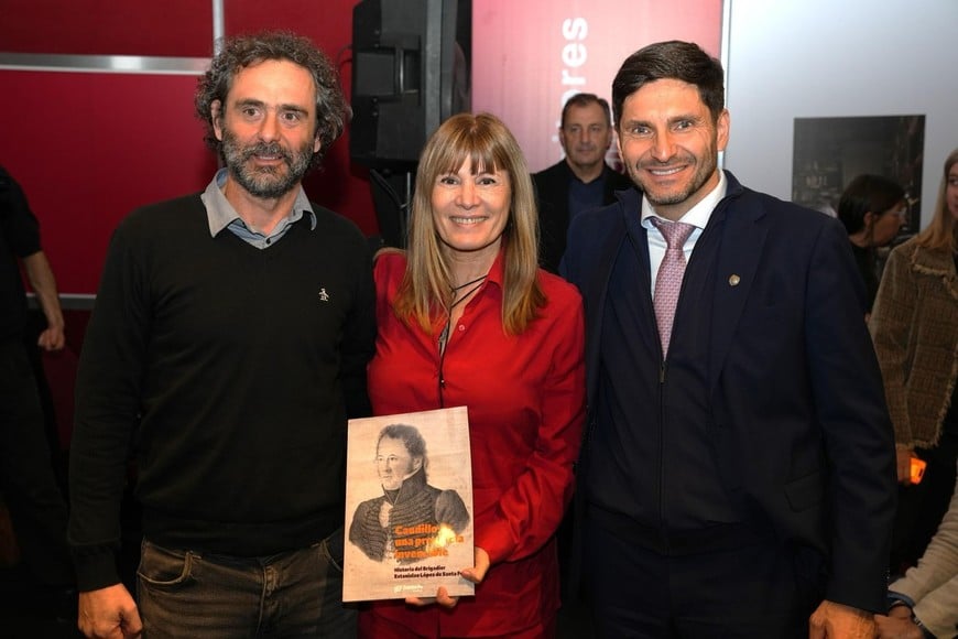 El gobernador de Santa Fe, Maximiliano Pullaro, este viernes en la Feria del Libro. Crédito: Gobierno de Santa Fe