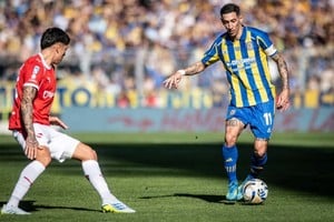 Rosario Central le ganó 3-1 como local en un partidazo a Independiente y se metió en los cuartos de final del Torneo Apertura.