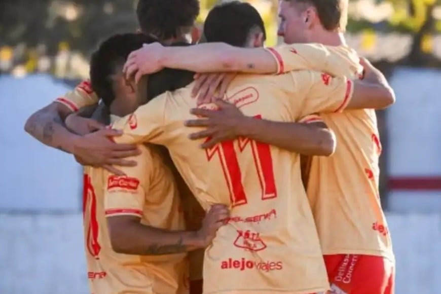 Ferro venció 1 a 0 a Juventud de Esperanza y avanzó a la fase 2 de la Copa Santa Fe.Foto: CAFE