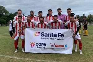 Los 11 de Colón que golearon en la revancha en San Justo. Foto: Prensa Colón de San Justo.