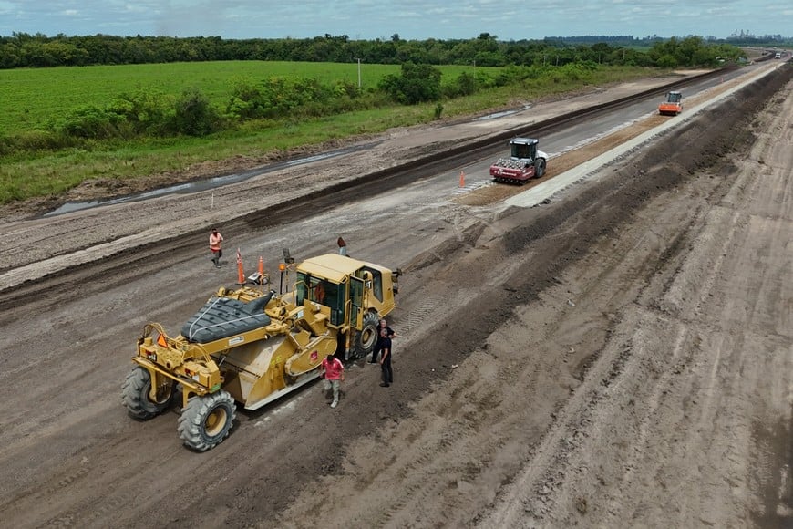 Provincia avanza con la repavimentación integral de la Ruta 1 entre Alejandra y Arroyo El Gusano. Foto: Gobierno de Santa Fe