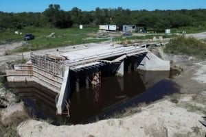 Avanza el nuevo puente para conectar Vera con Paraje Caraguatay.