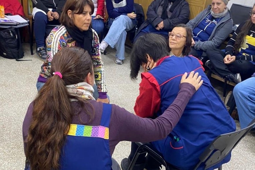 Los talleres abordan consumos problemáticos, salud mental y estrategias de cuidado comunitario.