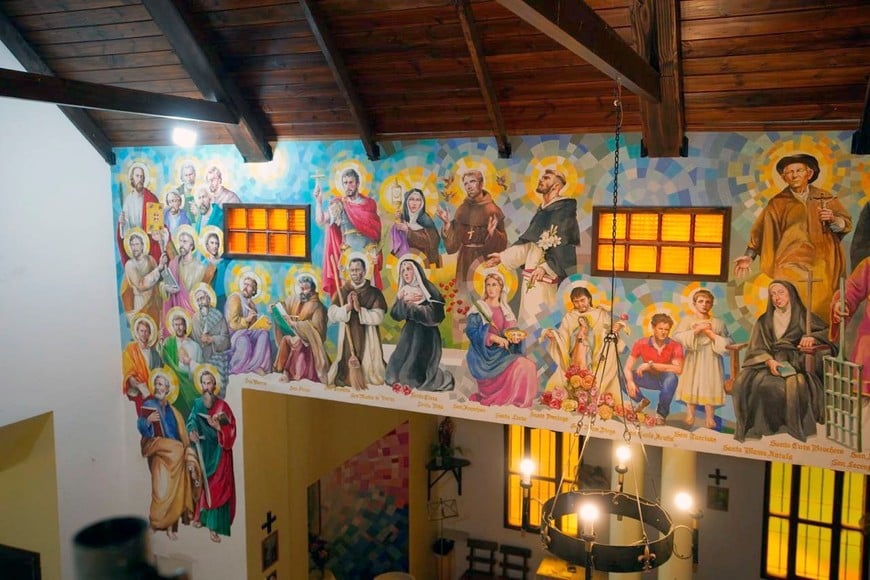 El padre Olidio Panigo destacó el impacto espiritual de las obras religiosas. Foto: Fernando Nicola