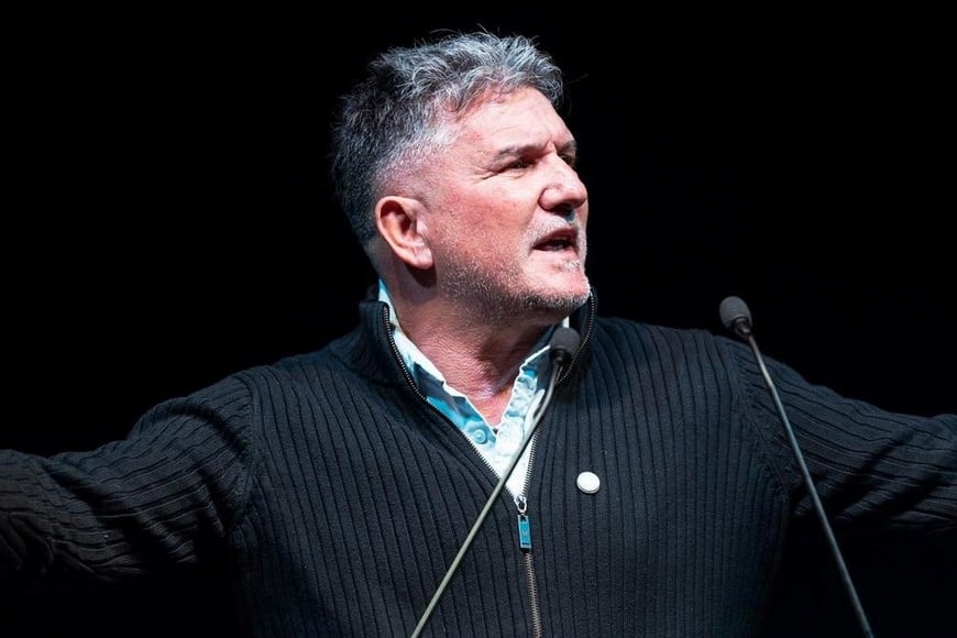 La misma firmeza que tenía cuando jugaba, la posee ahora en su rol de presidente. Luis Artime quiere un Belgrano con 100.000 socios.