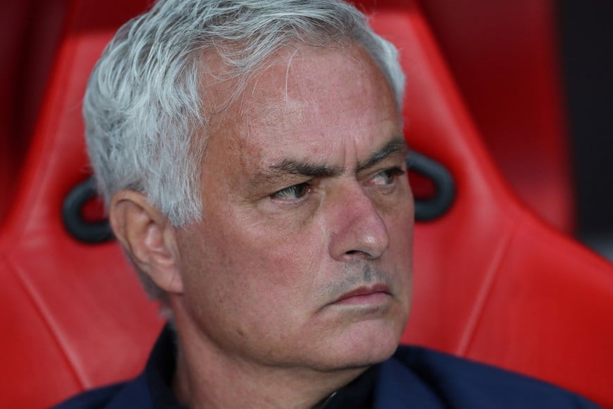 Soccer Football - Primeira Liga - Benfica v S.C. Braga - Estadio da Luz, Lisbon, Portugal - May 11, 2026
Benfica coach Jose Mourinho before the match REUTERS/Pedro Rocha