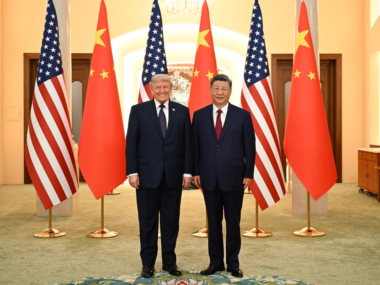 El presidente chino, Xi Jinping, y su par estadounidense, Donald Trump, se reunieron en China.