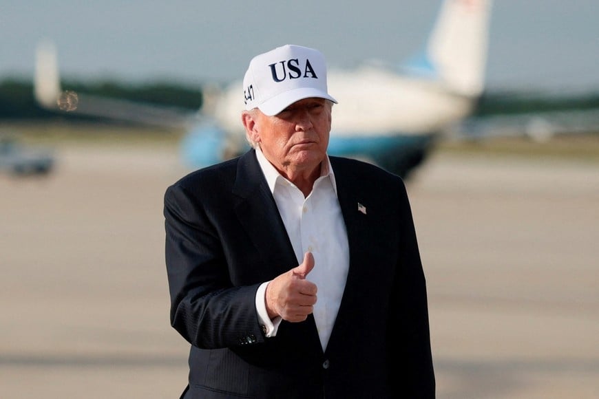 U.S. President Donald Trump gives a thumbs up after disembarking Air Force One following his trip to China at Joint Base Andrews, Maryland, U.S., May 15, 2026. REUTERS/Evan Vucci