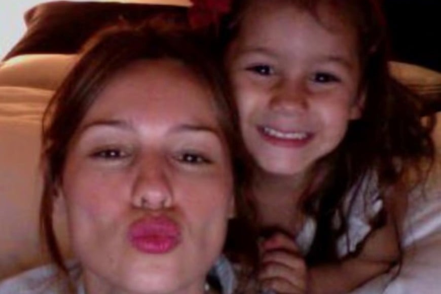 “El honor de ser tu mamá”, escribió la modelo.