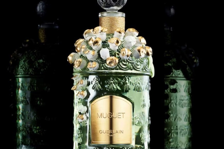 Muguet de Guerlain modelo 2024. La casi centenaria casa de perfumes, fundada en París en 1828 por Pierre-François Pascal Guerlain, inaugura todos los años un frasco nuevo, emblemático de la esencia original.