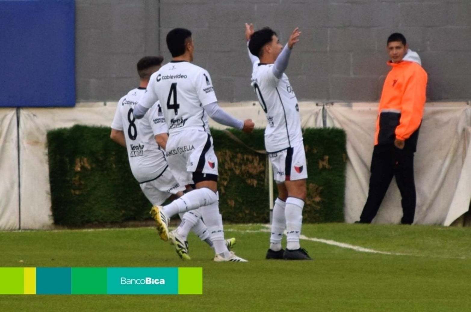 Galería BICA: Colón-Estudiantes (C)