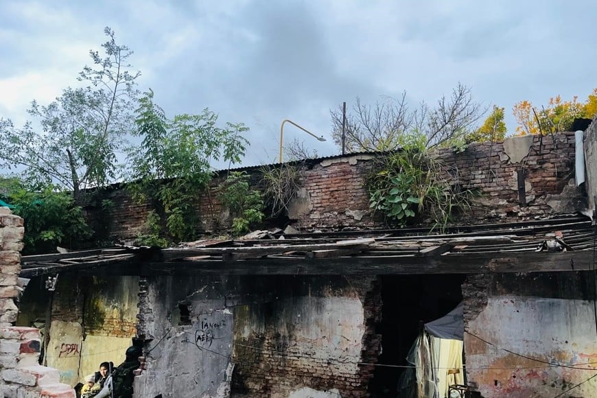 Impactantes imágenes: así vivían los usurpadores de La Casona que será demolida esta semana