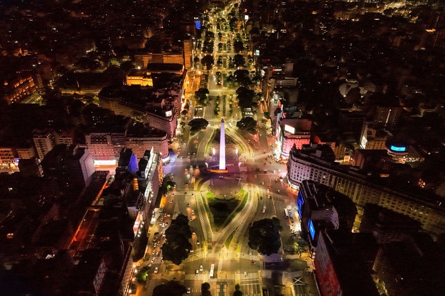 Festejos 90 años del Obelisco