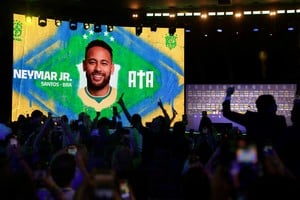 El anuncio oficial de Neymar durante la conferencia de prensa del seleccionado de Brasil. Crédito: REUTERS/Ricardo Moraes