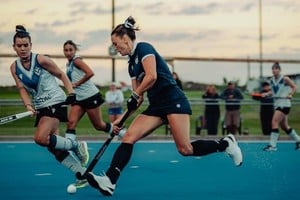 Stefanía Antoniazzi jugando para Tristán Suárez, en la Liga Metropolitana de Buenos Aires.