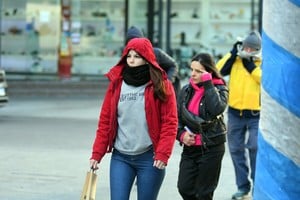 El domingo comenzó con una mañana fría y húmeda en la ciudad de Santa Fe. Créditos: Guillermo Di Salvatore