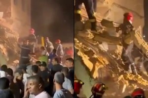 Los equipos de rescates buscan sobrevivientes tras el derrumbe de un edificio en Fez