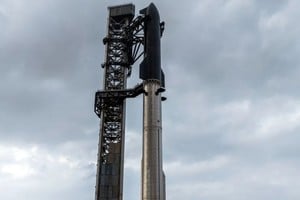 SpaceX coloca el Starship V3 en la plataforma de lanzamiento en Texas, antes de su vuelo inaugural. (Crédito de la imagen: SpaceX)