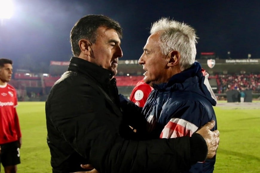 Quinteros y Madelón en la previa del partido por 16avos de Copa Argentina