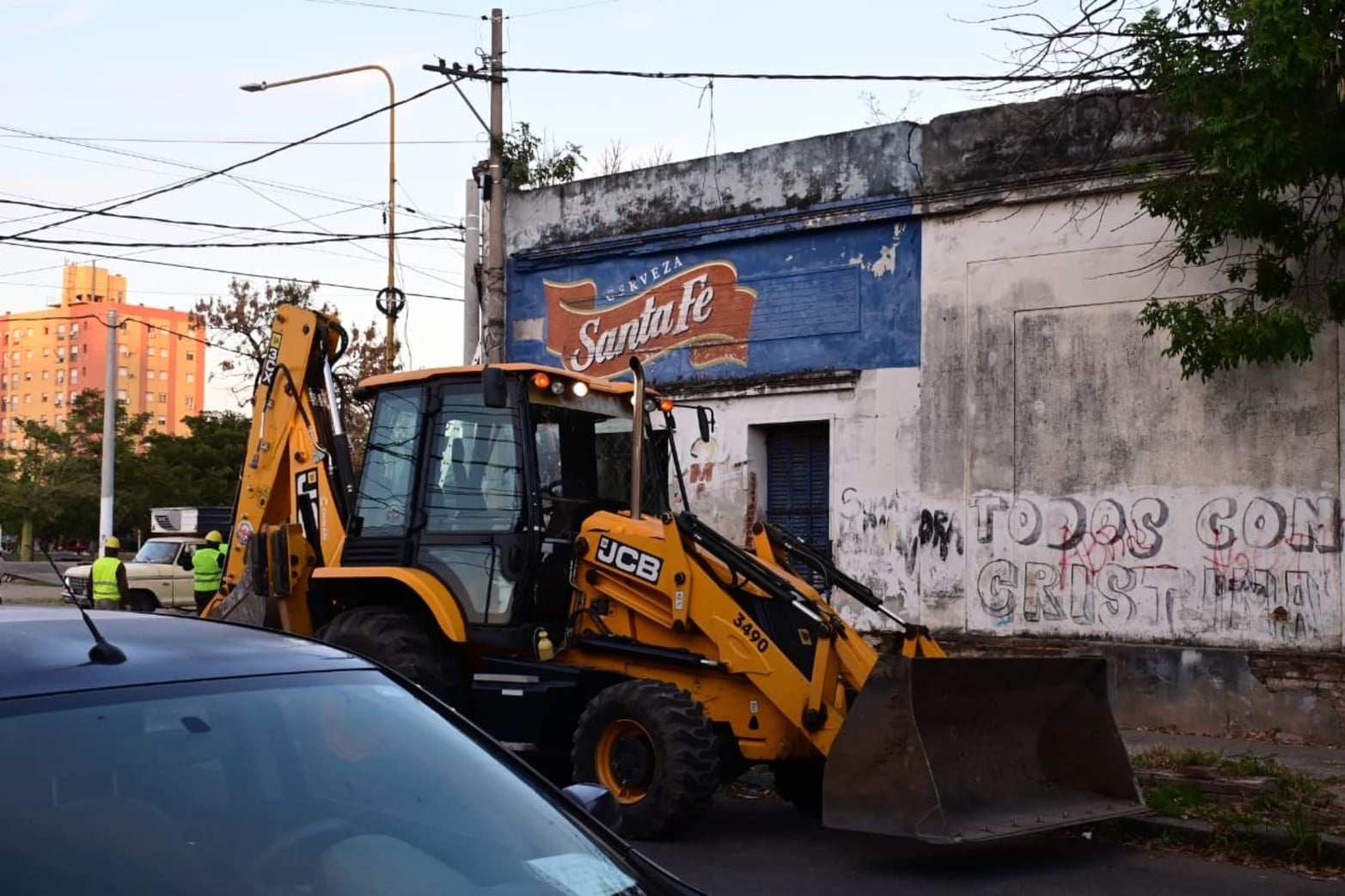 La casona no es la única que está abandonada en la zona. 