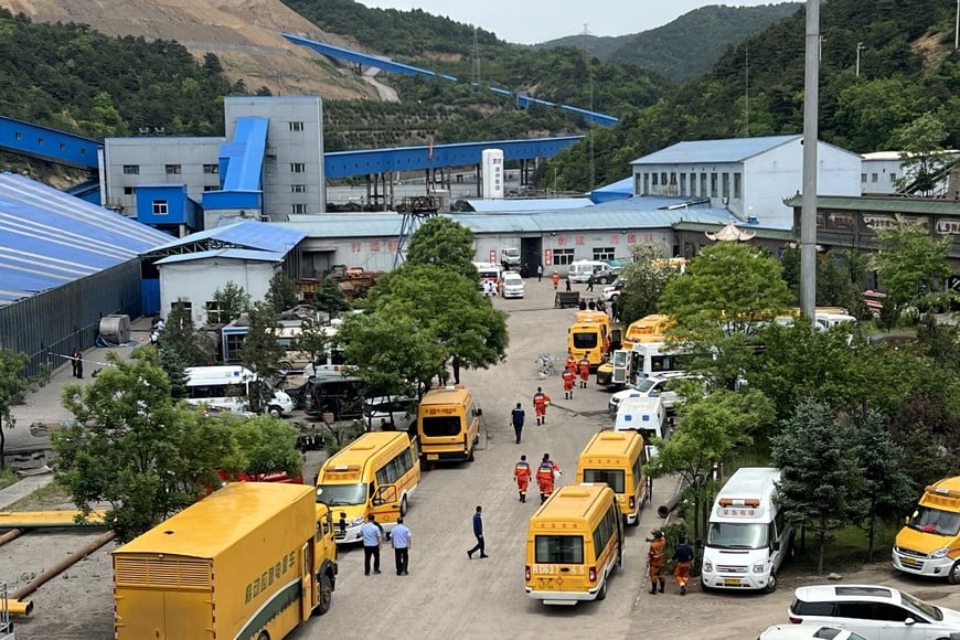 Rescuers work at the site following a gas explosion at Liushenyu coal mine in Qinyuan county, Shanxi province, China May 23, 2026. cnsphoto via REUTERS ATTENTION EDITORS - THIS IMAGE WAS PROVIDED BY A THIRD PARTY. CHINA OUT. NO COMMERCIAL OR EDITORIAL SALES IN CHINA TPX IMAGES OF THE DAY