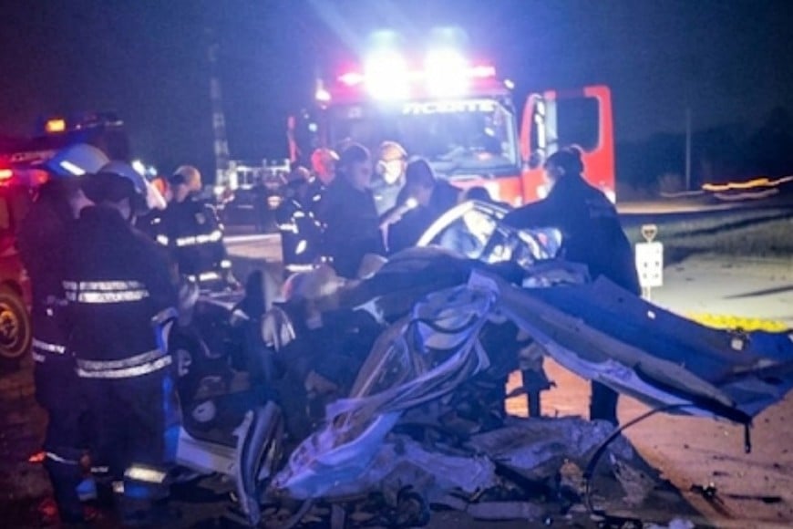 Cinco personas murieron en un violento accidente de tránsito