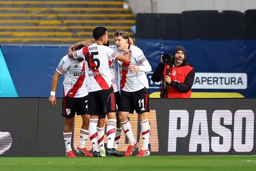 Soccer Football - Argentina Primera Division - Torneo Apertura - Final - River Plate v Belgrano - Mario Alberto Kempes Stadium, Cordoba, Argentina - May 24, 2026
River Plate's Tomas Galvan celebrates scoring their second goal with teammates REUTERS/Agustin Marcarian
