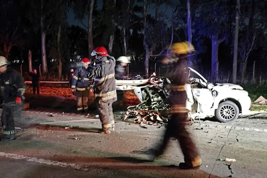 El hecho involucró a una camioneta Volkswagen Amarok y un Peugeot 207