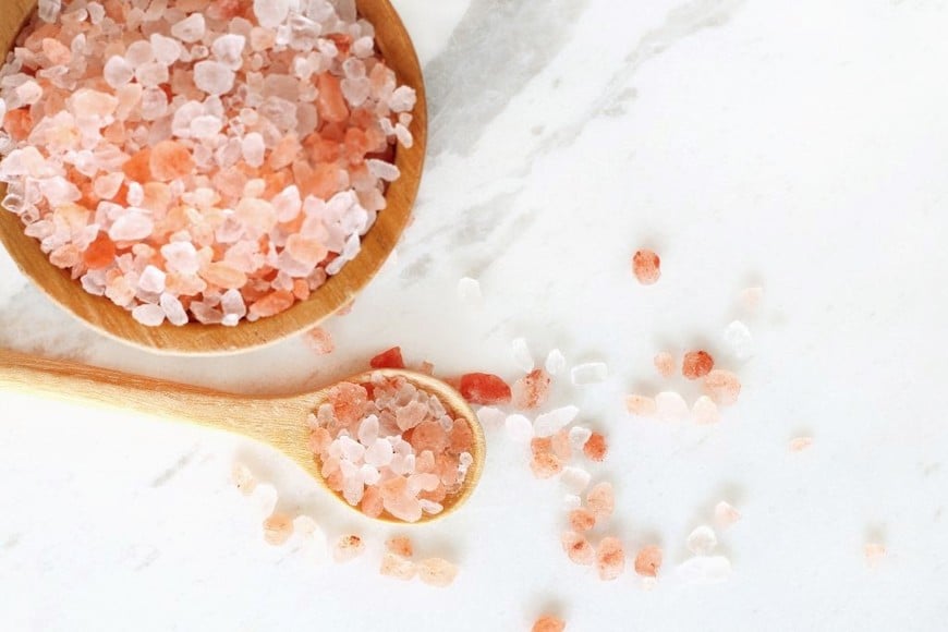 La sal rosa del Himalaya es utilizada para armonizar ambientes y atraer energías positivas.