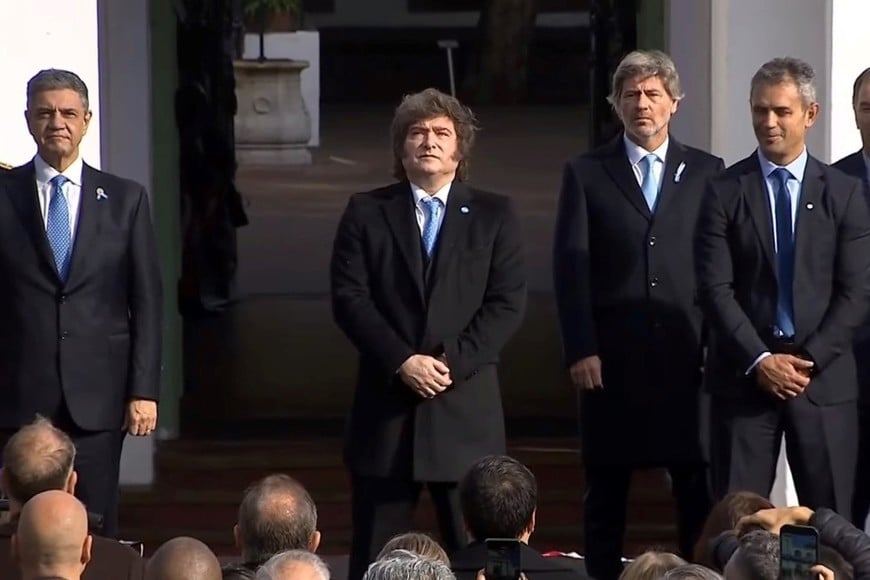 El acto oficial frente al Cabildo. Crédito: Presidencia