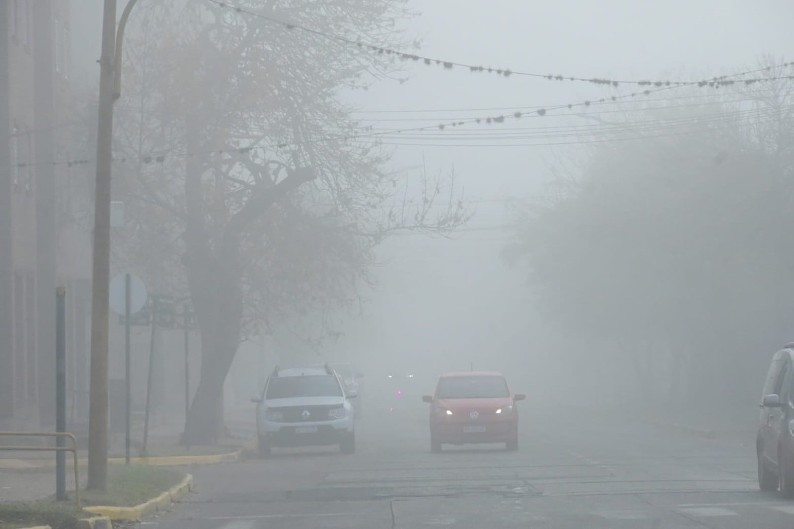 Lunes con neblina en la ciudad de Santa Fe Créditos: Flavio Raina