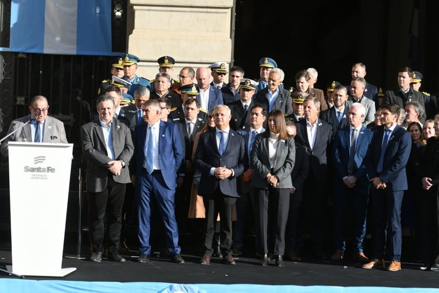 pullaro celebracion 216° aniversario de la revolución de mayo