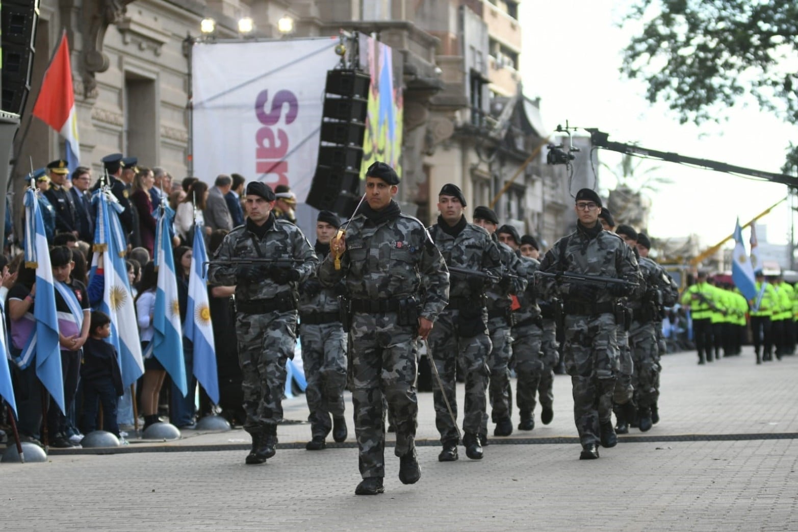 Celebraciones por el 216° aniversario de la Revolución de Mayo en Santa Fe