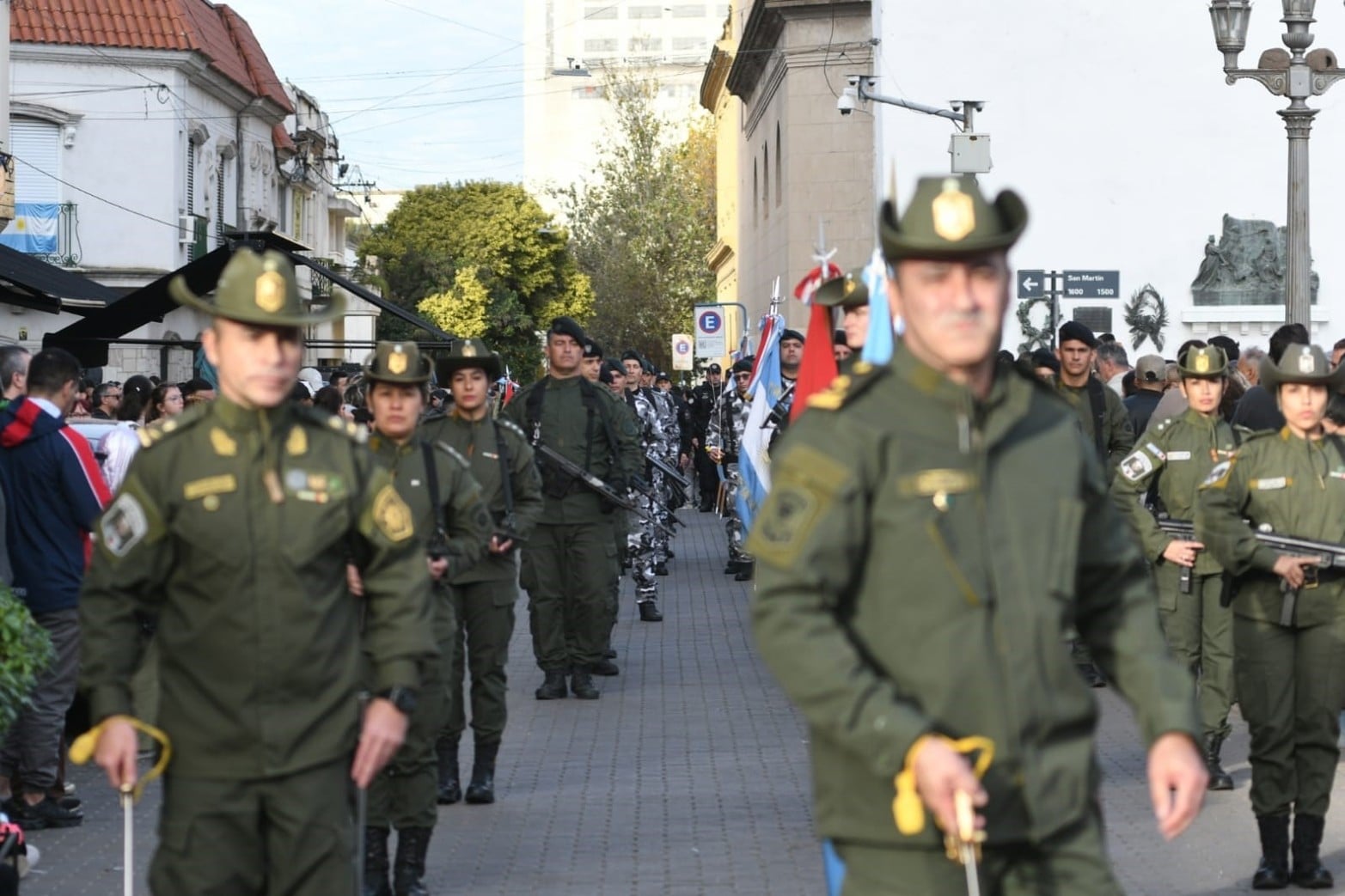 Celebraciones por el 216° aniversario de la Revolución de Mayo en Santa Fe