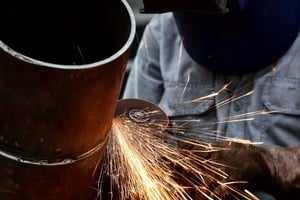 La industria manufacturera perdió 85,6 mil puestos desde septiembre del 2023.
