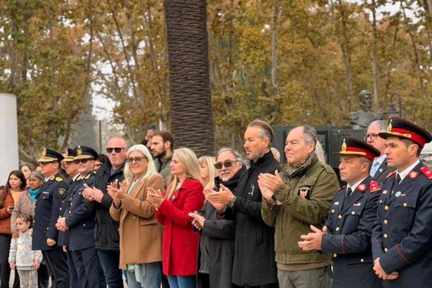 Escuelas, instituciones y centros tradicionalistas dieron vida al desfile patrio en Casilda