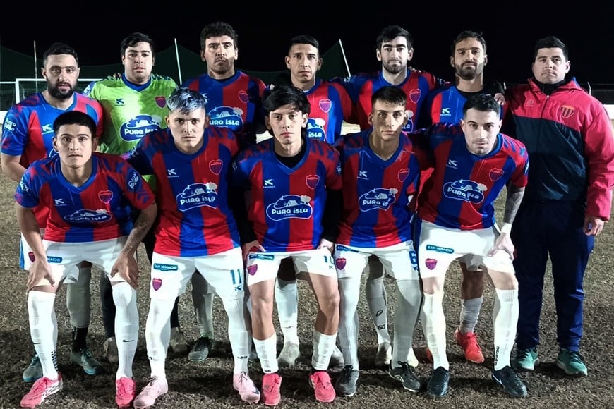 Vecinal Gálvez, ganó y lo festejó. Foto: Gentileza