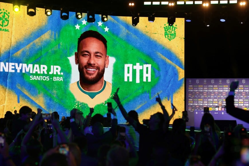 Soccer Football - FIFA World Cup 2026 - Brazil coach Carlo Ancelotti speaks to media ahead of the World Cup - Museu do Amanha, Rio de Janeiro, Brazil - May 18, 2026
Brazil coach Carlo Ancelotti names Santos' Neymar in his squad during the press conference REUTERS/Ricardo Moraes