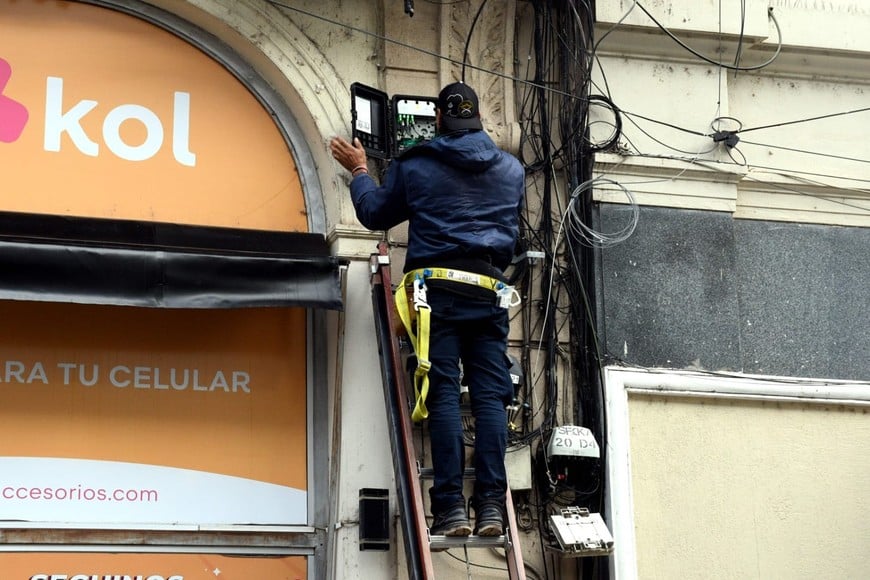 Con cuidado y precaución, las tareas. MCSF.