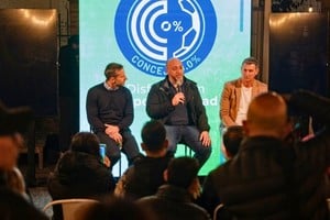 CCU, Liga Santafesina y Concejo presentaron un torneo que promueve valores y consumo responsable.