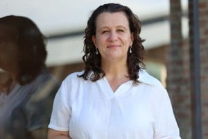 Pandolfo desarrolló su escritura como periodista de El Litoral y como colaboradora de diversos medios locales y nacionales. Foto: Gentileza de la autora