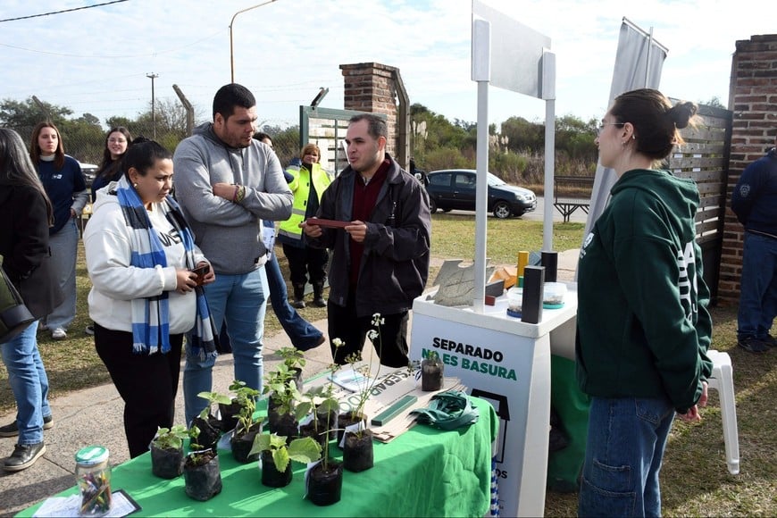El centro de salud reunió a la comunidad en un encuentro abierto y participativo.