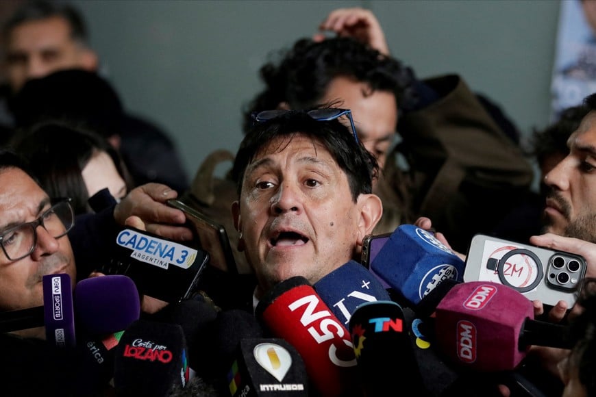 Lawyer Rodolfo Baque speaks to the press outside the San Isidro court during the continuation of the trial of late Argentine soccer legend Diego Maradona's death, as the Argentine court is expected to rule over an investigation on Judge Julieta Makintach participating for allegedly taking part in a secretly filmed documentary of the trial, in San Isidro, on the outskirts of Buenos Aires, Argentina, May 27, 2025. REUTERS/Francisco Loureiro