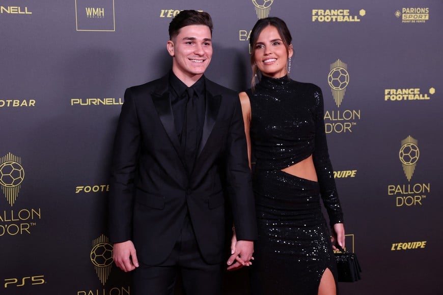 Soccer Football - 2023 Ballon d'Or - Chatelet Theatre, Paris, France - October 30, 2023
Manchester City's Julian Alvarez poses with partner Maria Emilia Ferrero before the awards REUTERS/Stephanie Lecocq