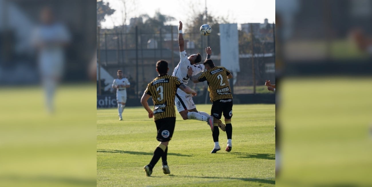 Colón empató ante Almirante Brown por 1 a 1