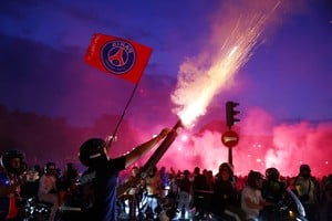 La victoria del PSG derivó en incidentes en distintos puntos de Francia. Créditos: REUTERS/Abdul Saboor