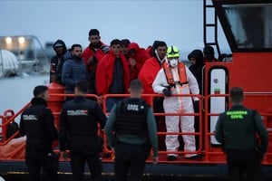 Este acuerdo otorgará a los gobiernos poderes más amplios para deportar a personas.