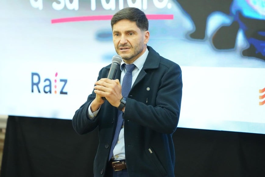El gobernador Maximiliano Pullaro.
